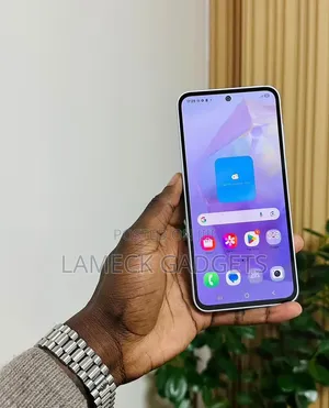 New Samsung Galaxy A35 256 GB White
