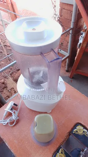 Used Juice Blender Philips in Fine State on Sale