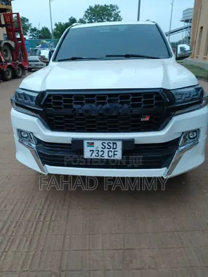 Toyota Land Cruiser Prado 4.0 Petrol GX-R 2019 White
