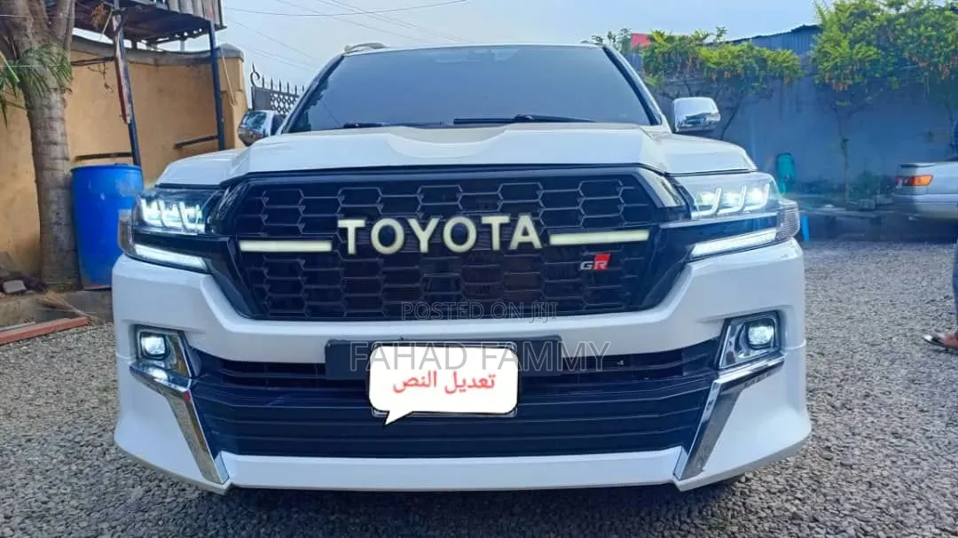 Toyota Land Cruiser Prado 4.0 Petrol GX-R 2019 White
