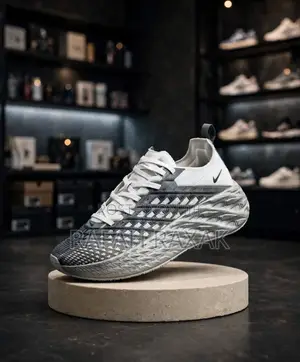 Nike Ava Edge Men’s Sneakers