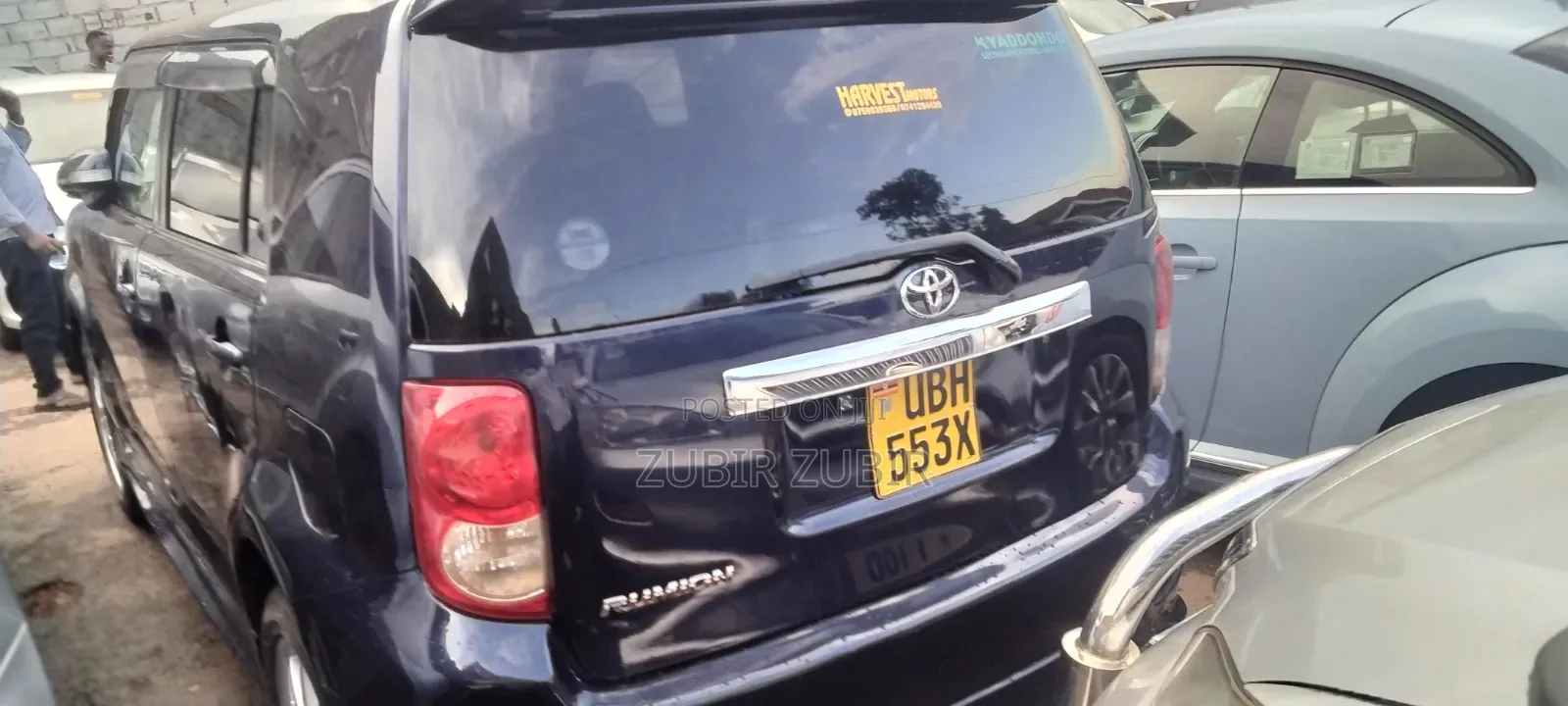 Toyota Corolla Rumion 2010 Black