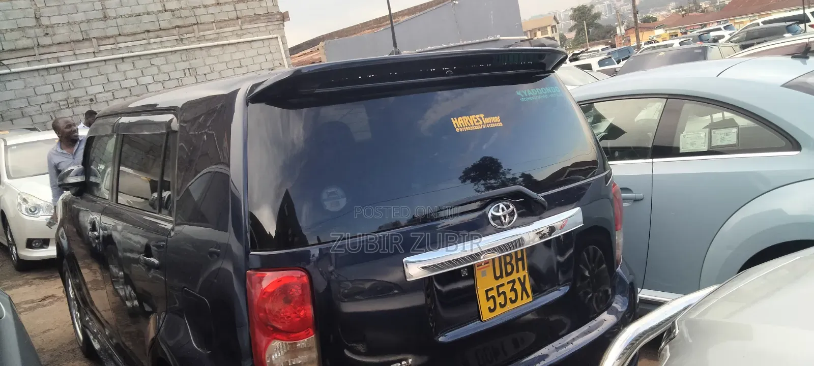 Toyota Corolla Rumion 2010 Black