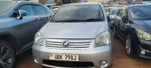 Toyota Raum 2008 Silver