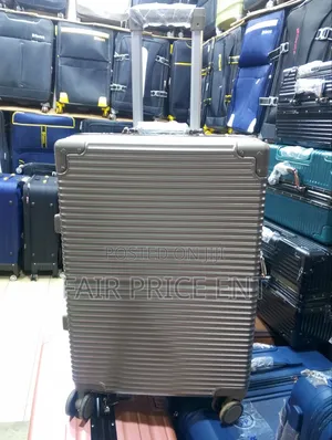 Suitcases. Small ( Gray)