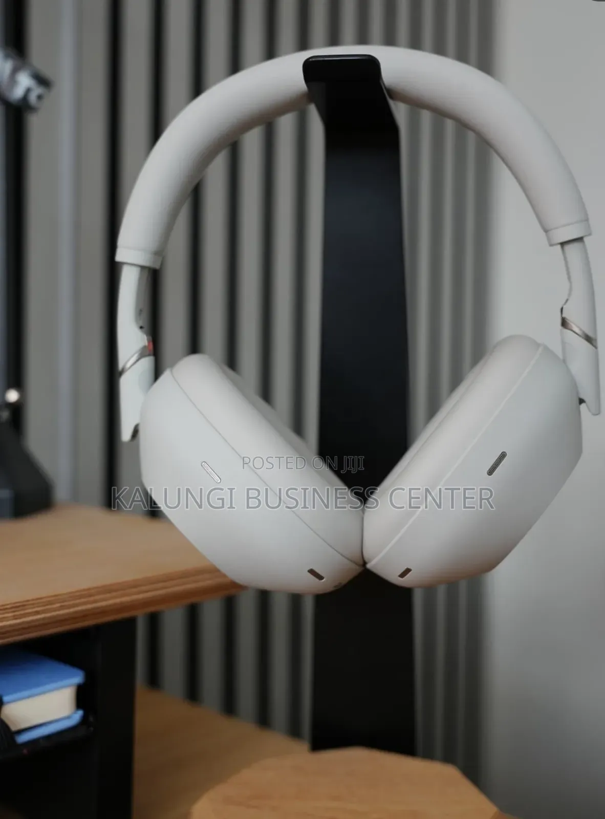 Sony WH-1000XM4 Wireless Headphones