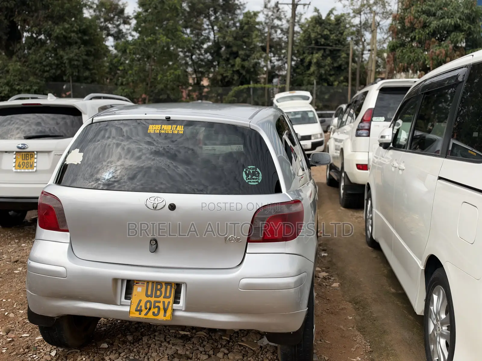 Toyota Vitz 2001 Silver