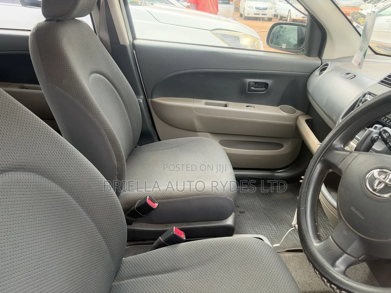 Toyota Passo 2008 Silver