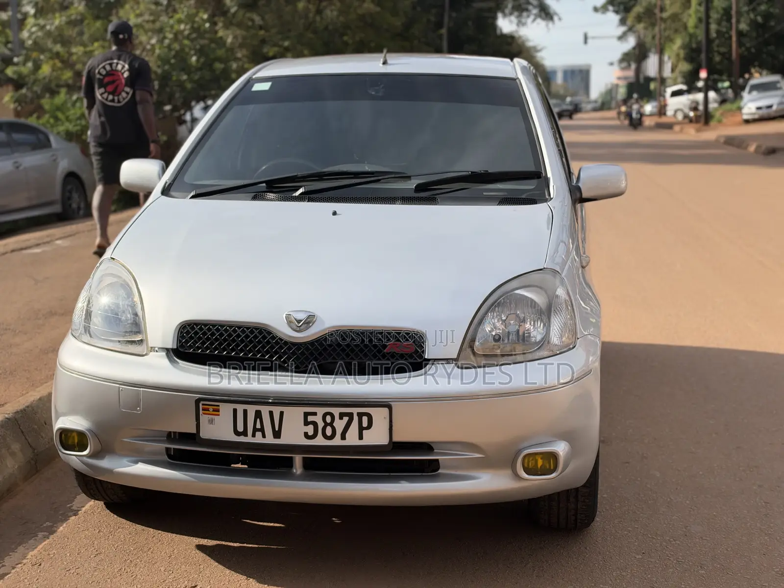 Toyota Vitz 2005 Gray