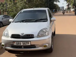 Toyota Vitz 2005 Gray