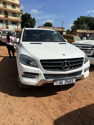 Mercedes-Benz M Class ML 350 4Matic 2012 White