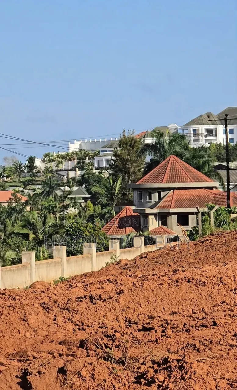 Prime Plots for Sale at Bwebajja Akright Diplomatic Lake View Estate