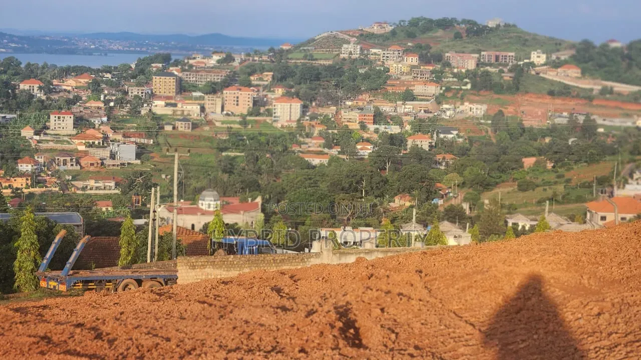 Prime Plots for Sale at Bwebajja Akright Diplomatic Lake View Estate