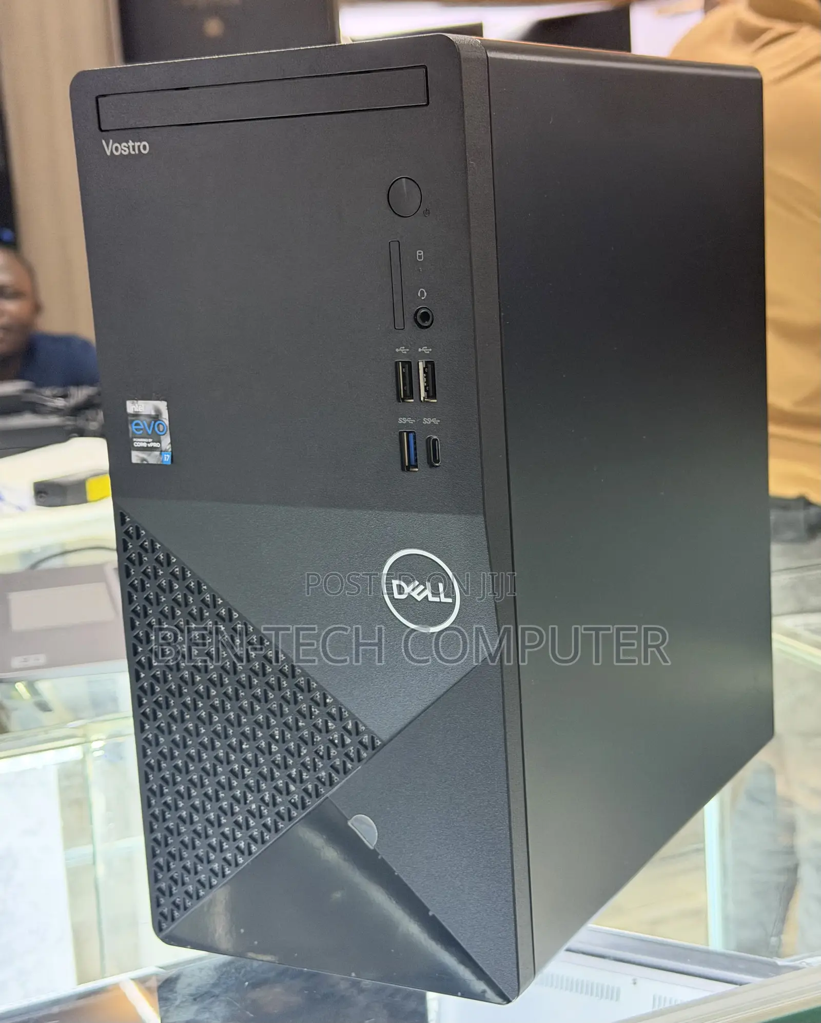 Desktop Computer Dell Vostro 3030 8GB Intel Core i7 SSD 512GB