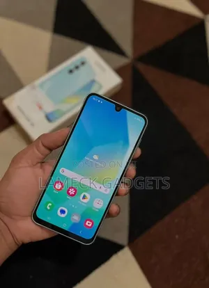 New Samsung Galaxy A16 5G 256 GB Green