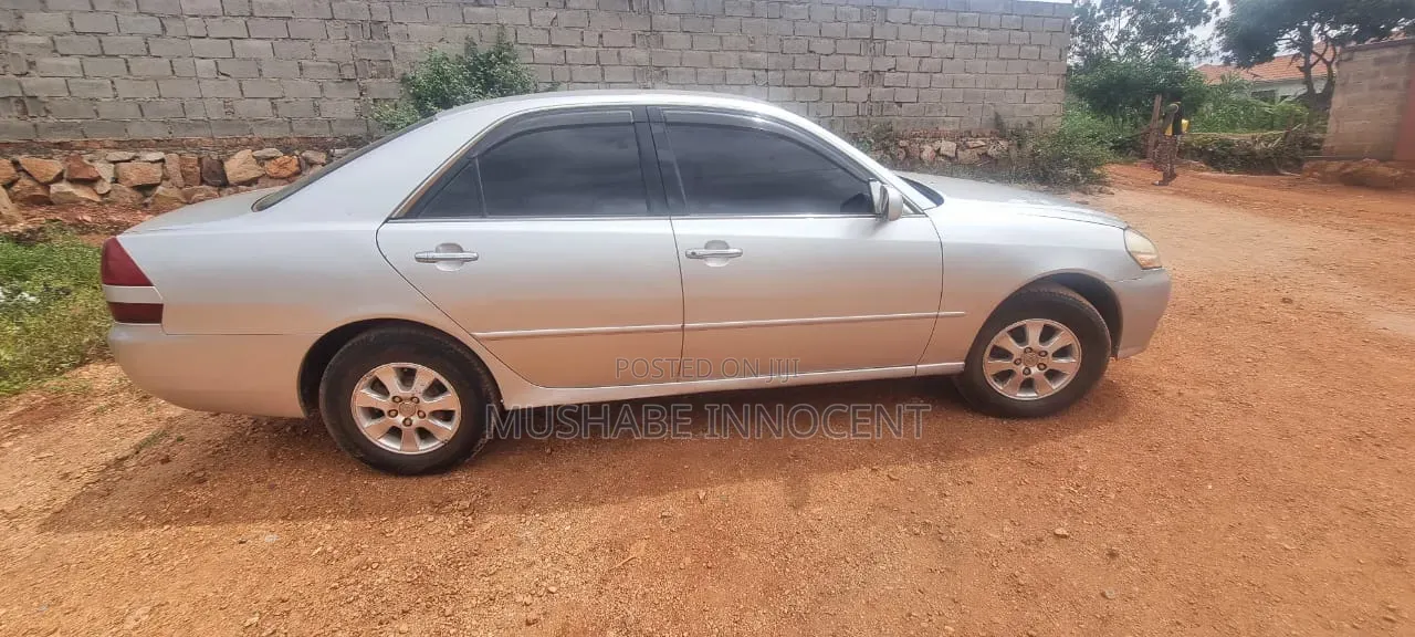Toyota Mark II 2003 Silver