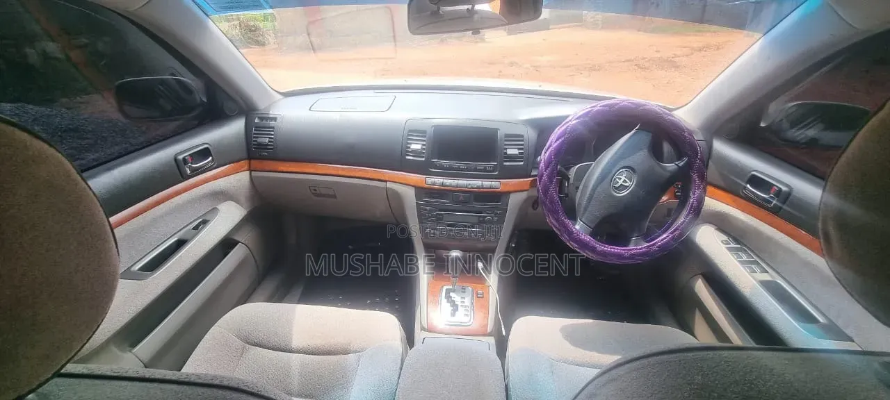 Toyota Mark II 2003 Silver