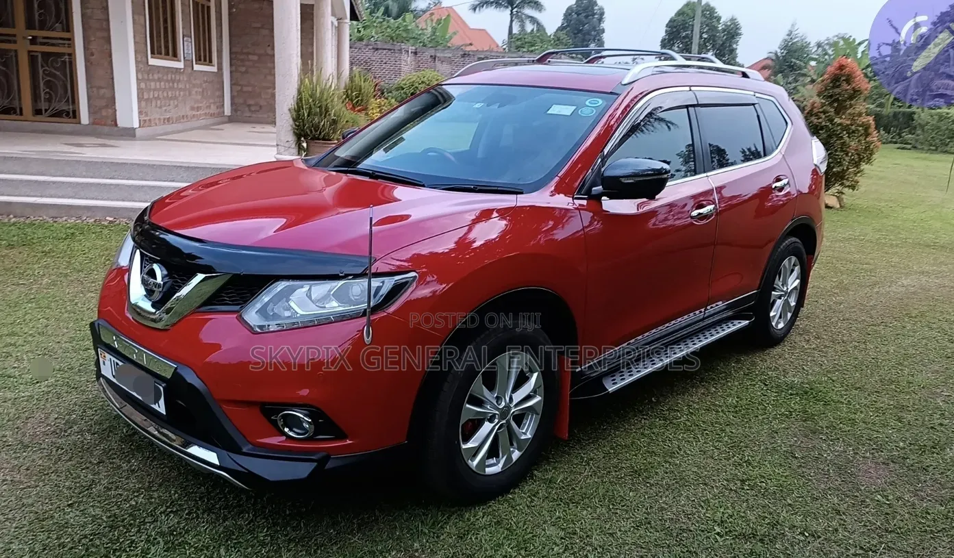 Nissan X-Trail 2.0 Petrol AWD 2015 Red