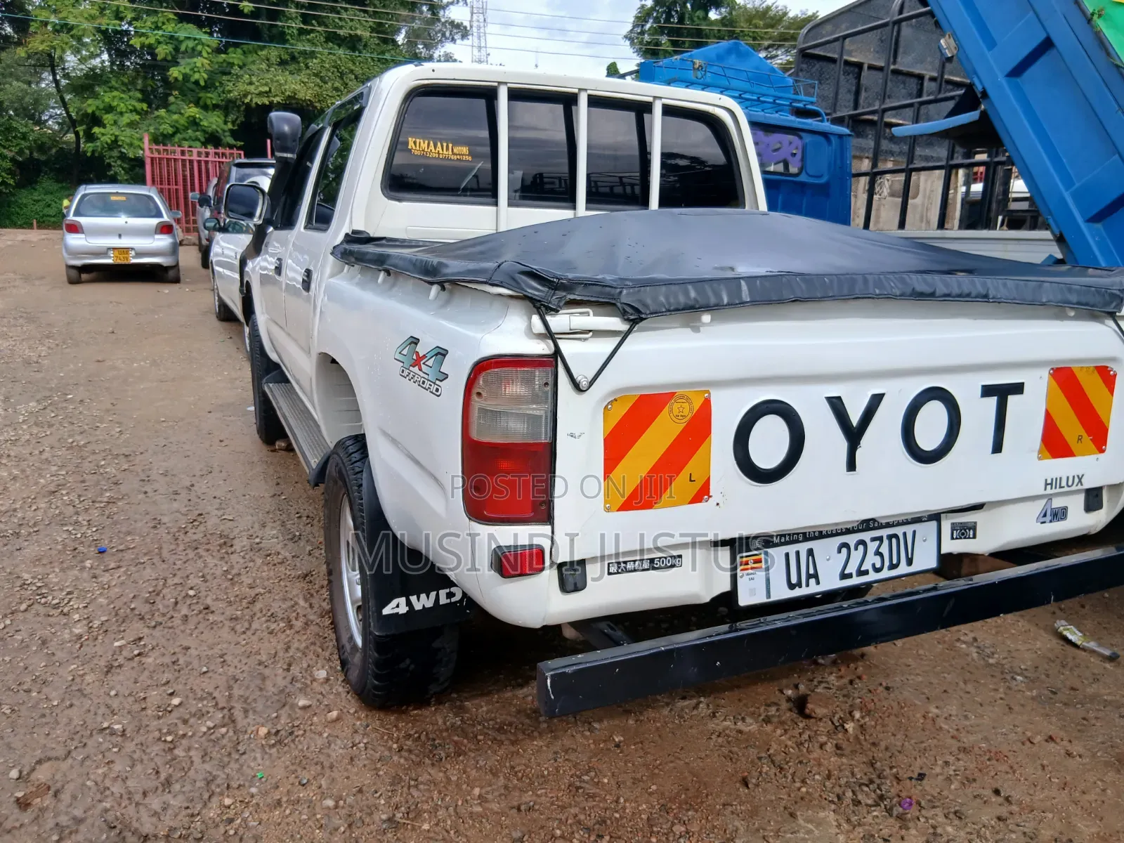 Toyota Hilux 1999 White