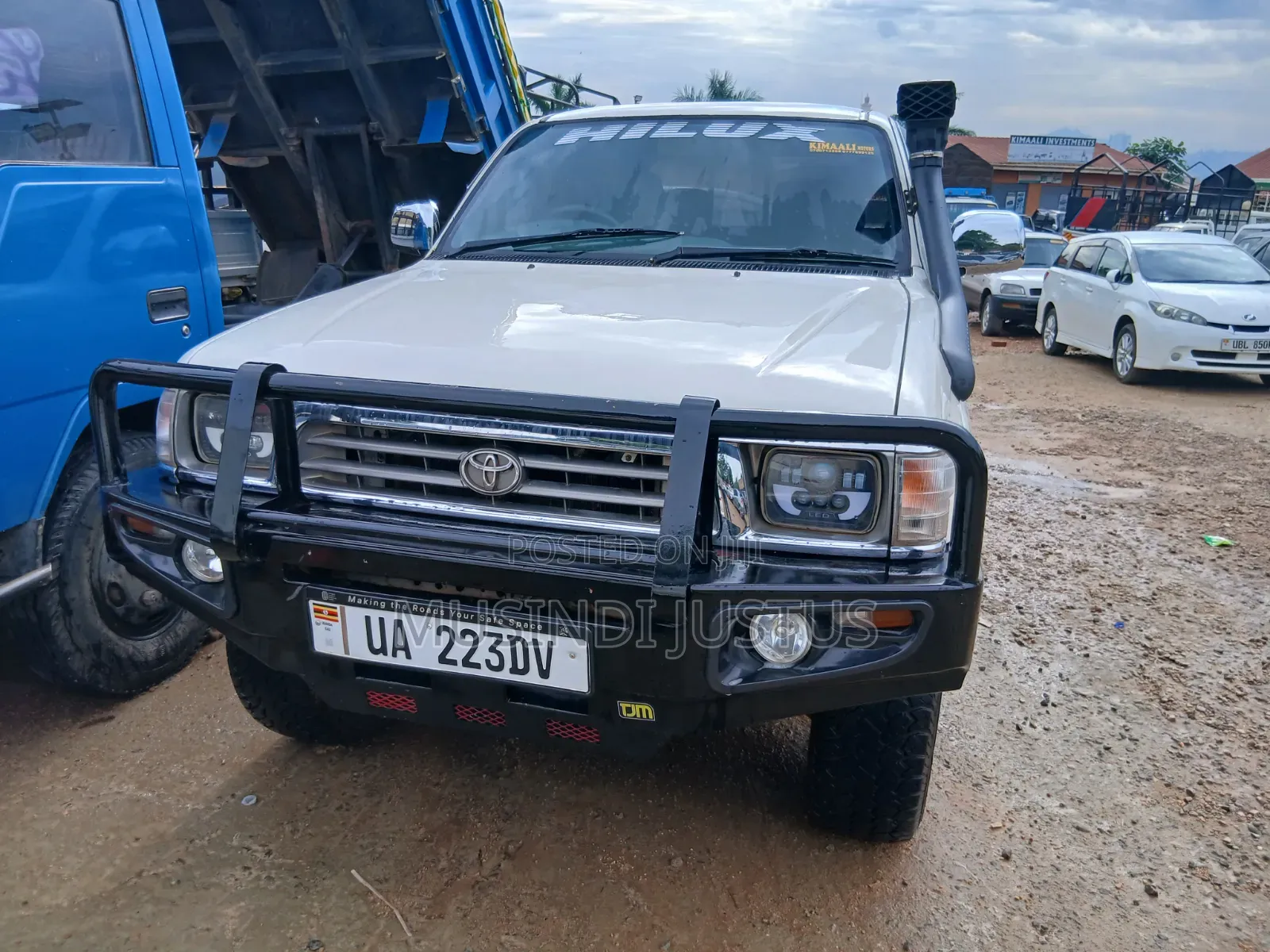 Toyota Hilux 1999 White