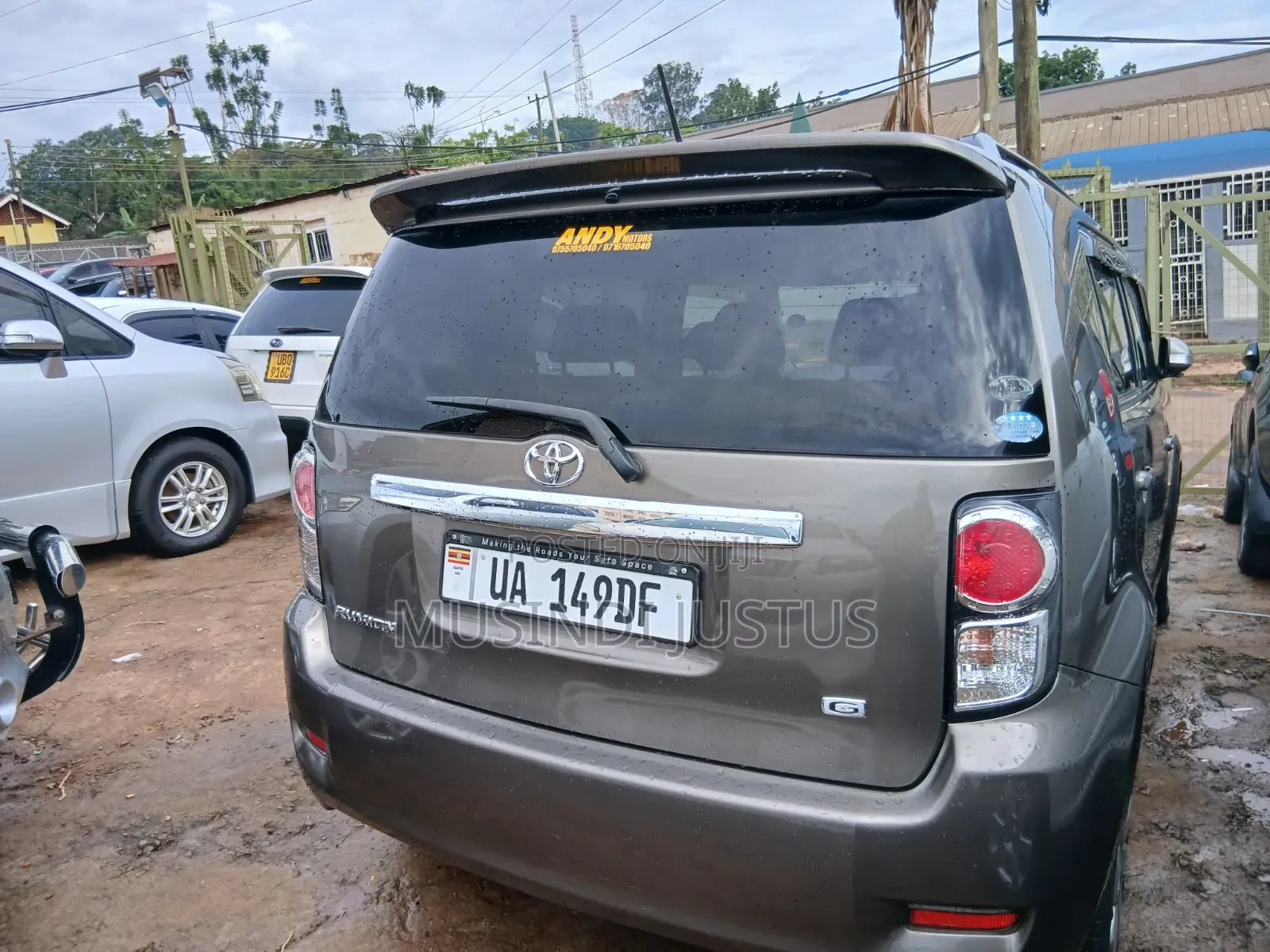 Toyota Corolla Rumion 2010 Gray