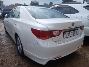 Toyota Mark X 2013 White