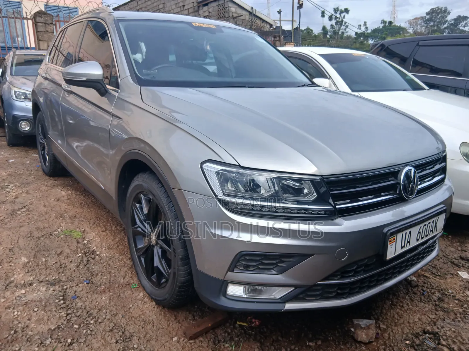 Volkswagen Tiguan 2016 Gray