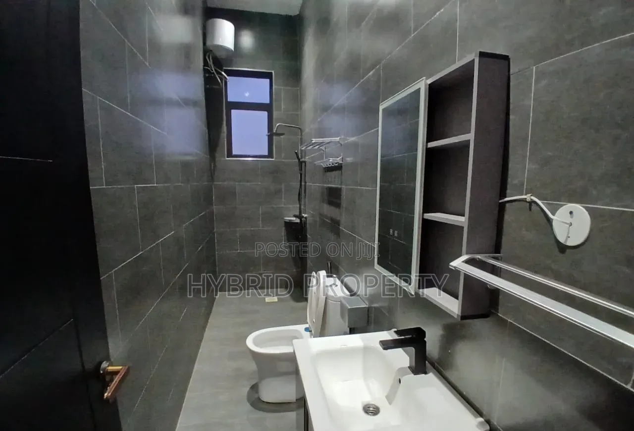 1bdrm Apartment in Muyenga Along, Makindye for rent