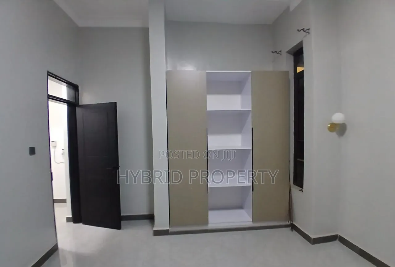 1bdrm Apartment in Muyenga Along, Makindye for rent