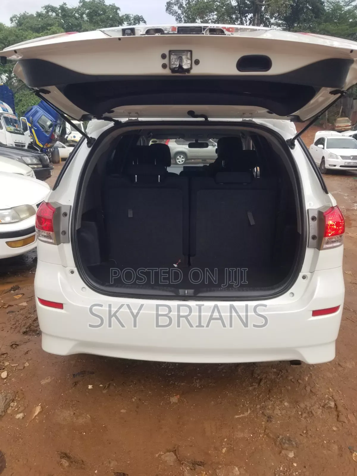 Toyota Wish 2011 White
