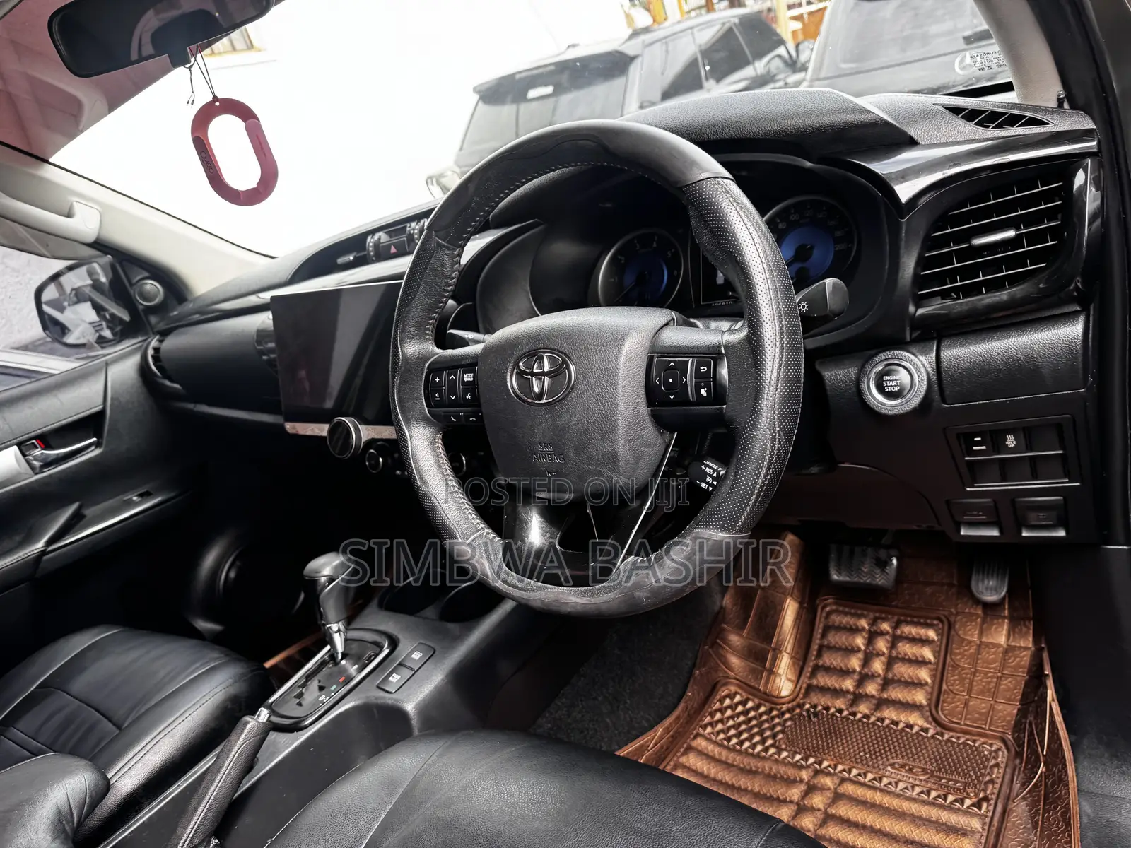 Toyota Hilux 2020 Green