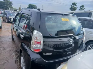 Toyota Passo 2011 Black