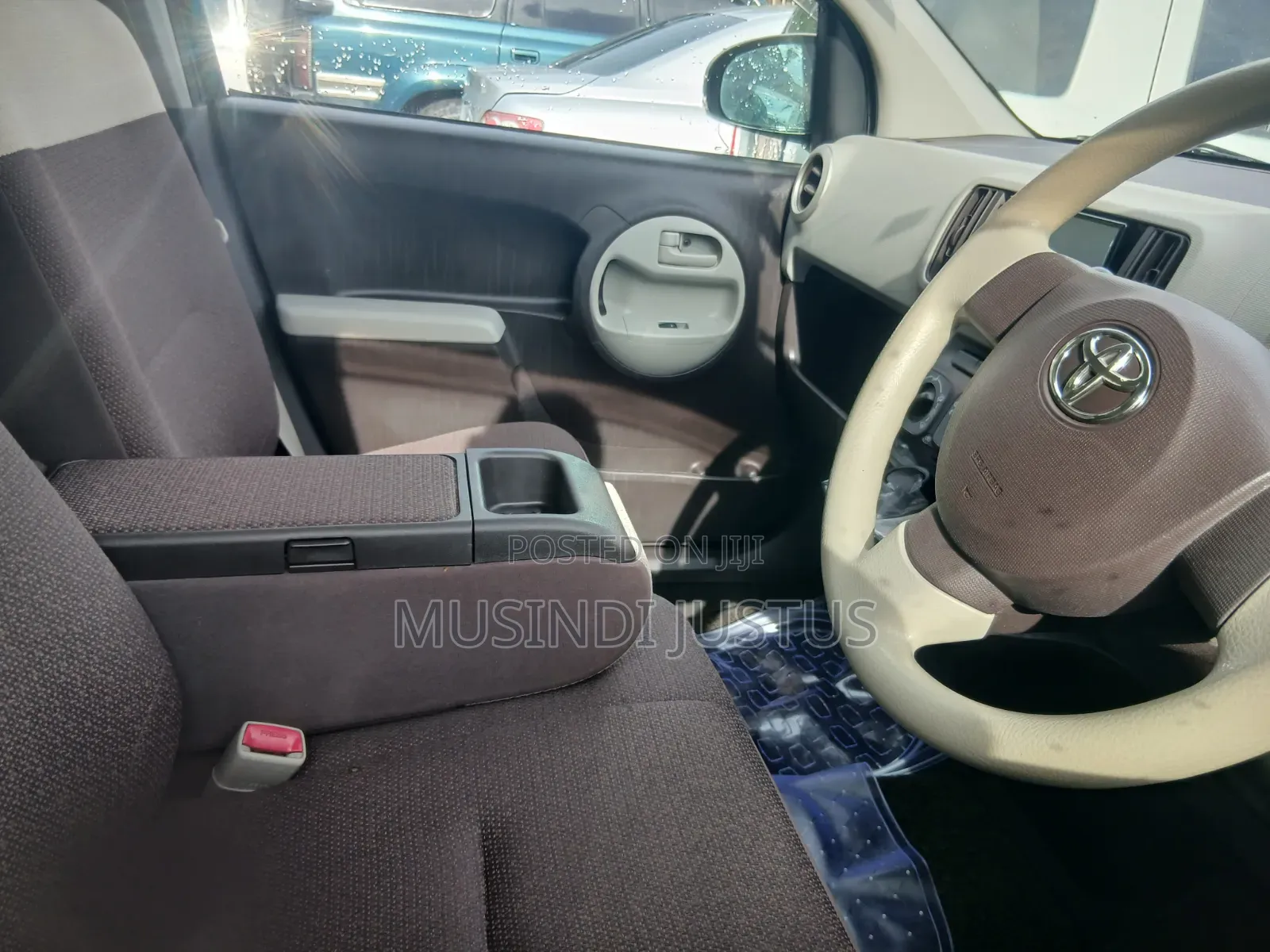 Toyota Passo 2011 Black