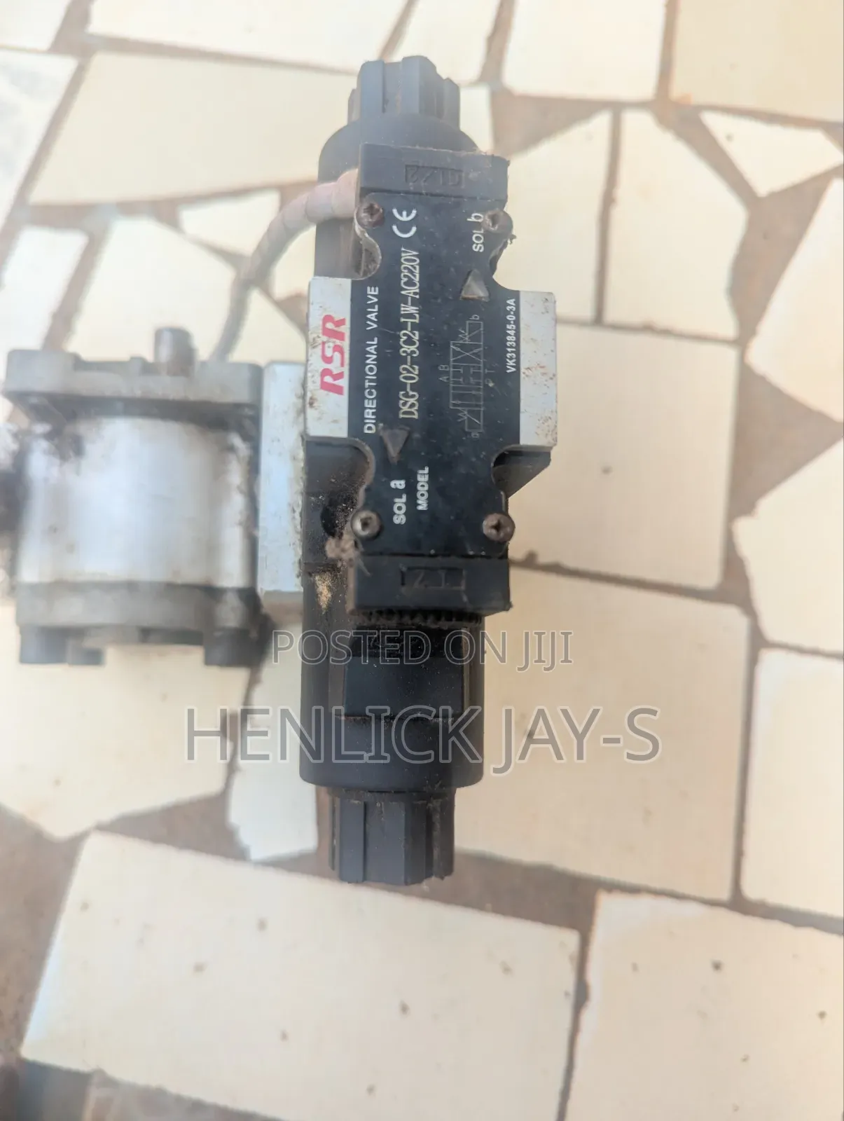 Bread Devider Machine Hydraulic Pump and Solenoid Direction Controls