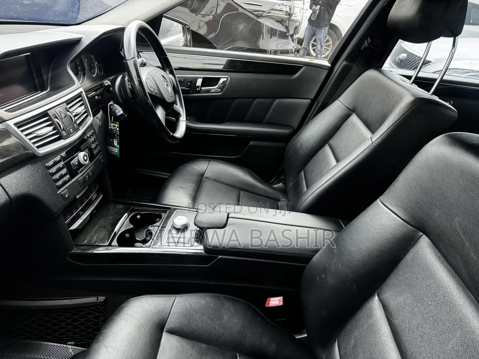 Mercedes-Benz E300 2015 Black