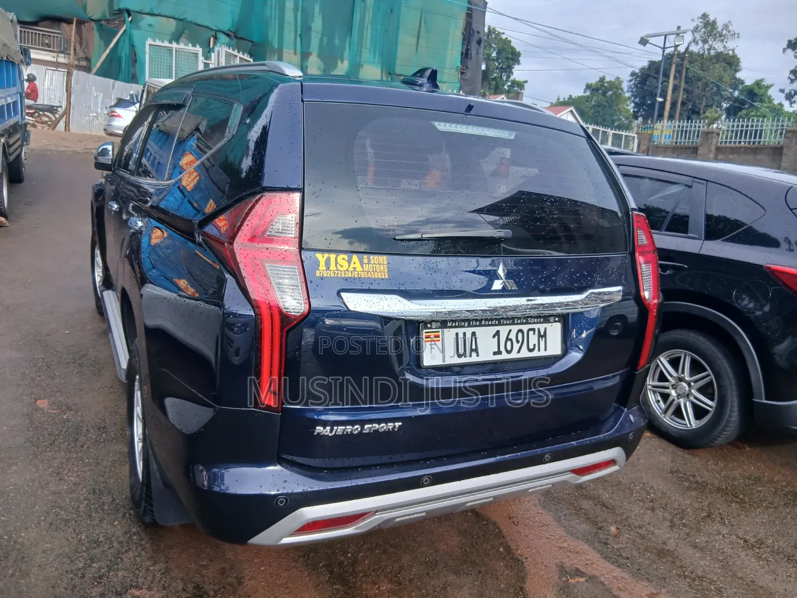 Mitsubishi Pajero Sport 2018 Blue