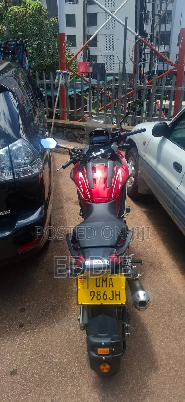 Honda 2021 Red