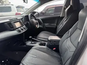 Toyota RAV4 2015 White