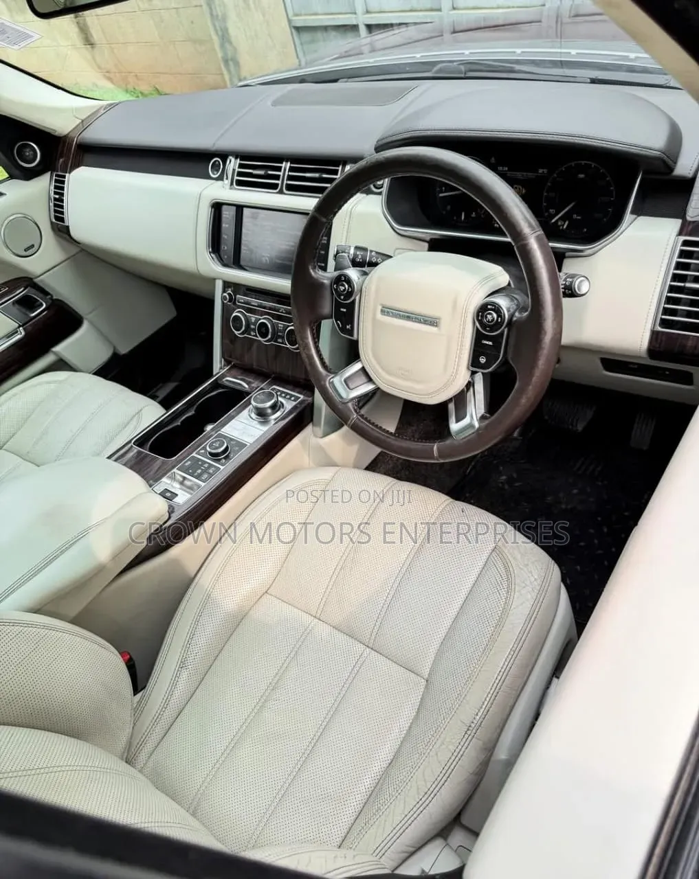 Land Rover Range Rover Vogue 2015 Red
