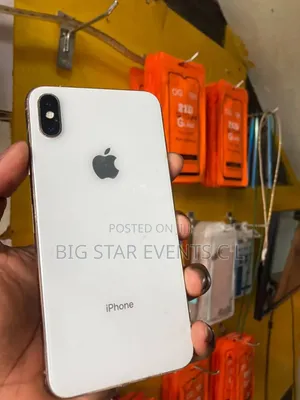 Apple iPhone X 64 GB White