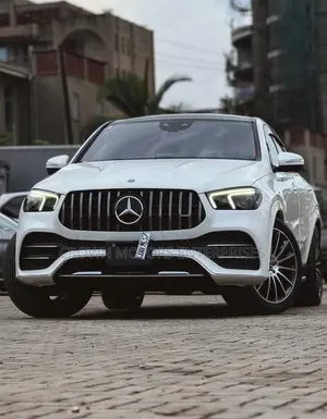 Mercedes-Benz GLE-Class GLE 400d 4MATIC 2021 White