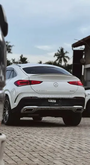 Mercedes-Benz GLE-Class GLE 400d 4MATIC 2021 White