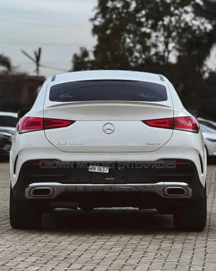 Mercedes-Benz GLE-Class GLE 400d 4MATIC 2021 White