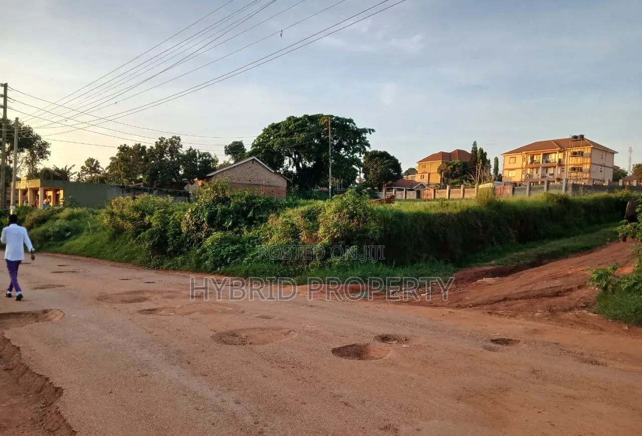 Strategic Plots for Sale at Entebbe Town Land Estate Near Mayor'Garden