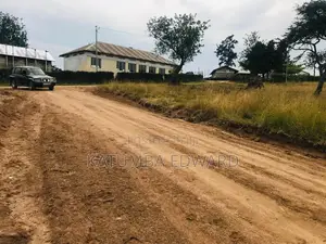 100×100ft Plot for Sale in Rwobuyenje, Mbarara City – UGX 42M