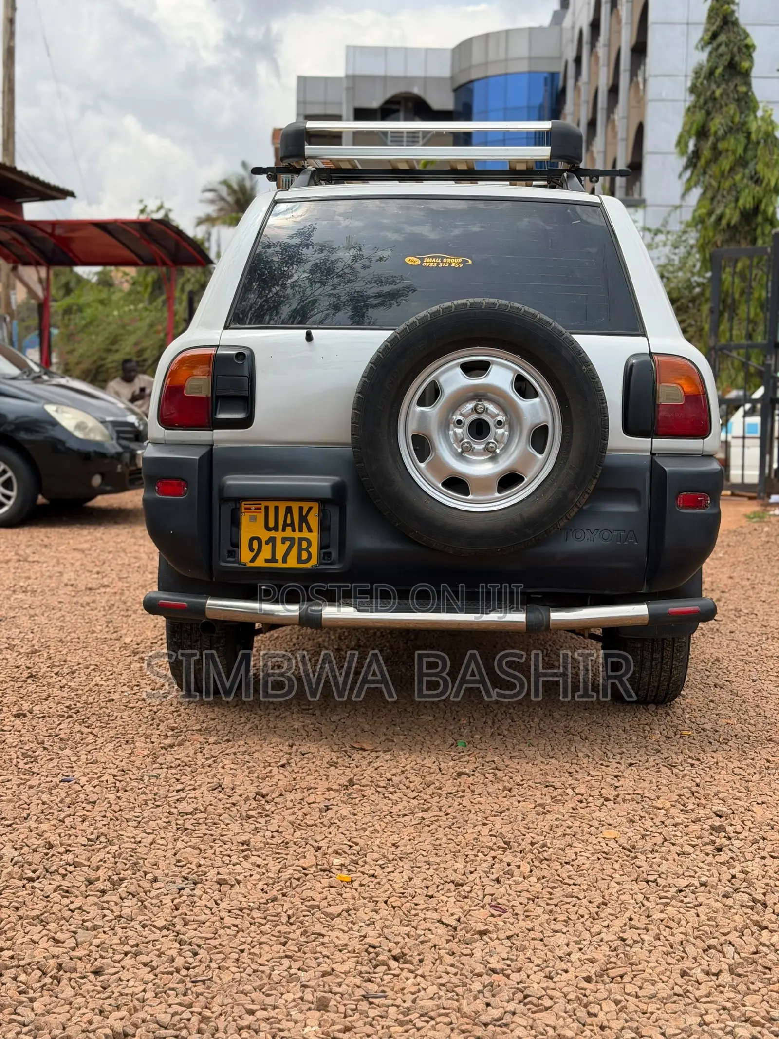 Toyota RAV4 1999 White