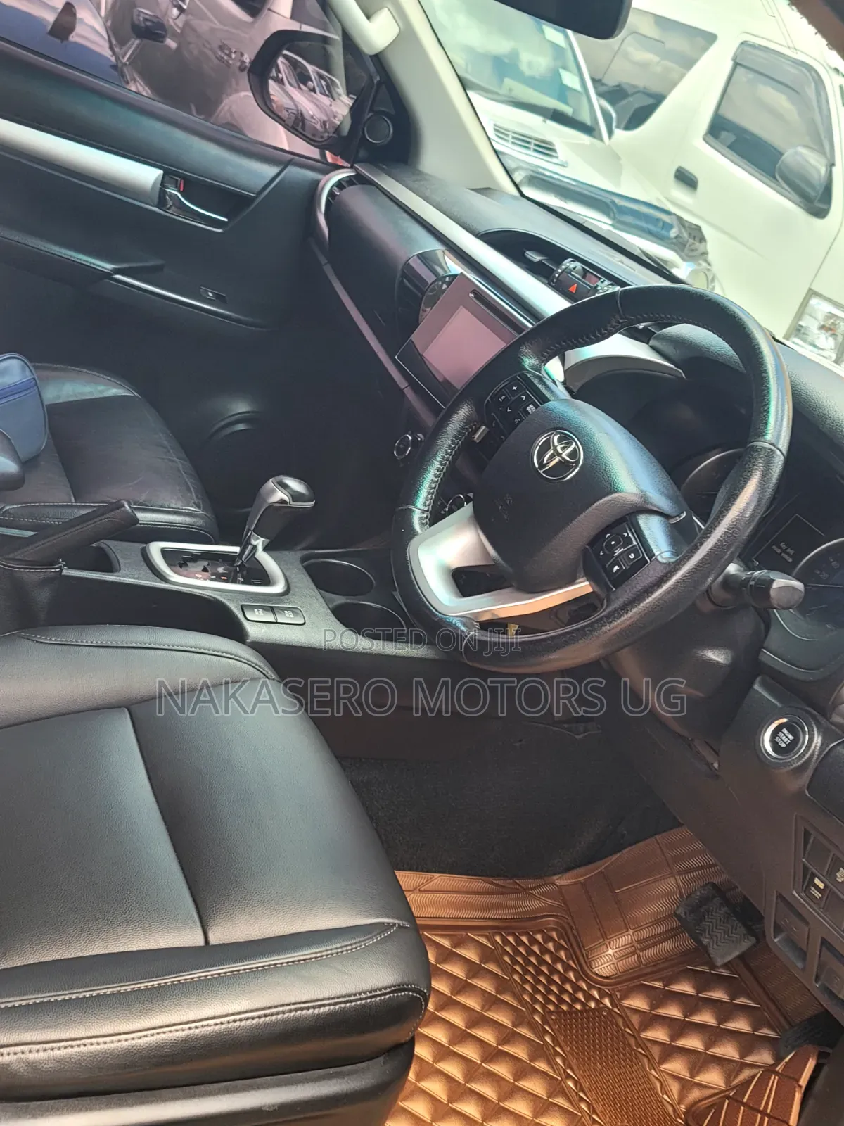 Toyota Hilux Revo Double Cab Deisel 2.8 RWD 2019 White