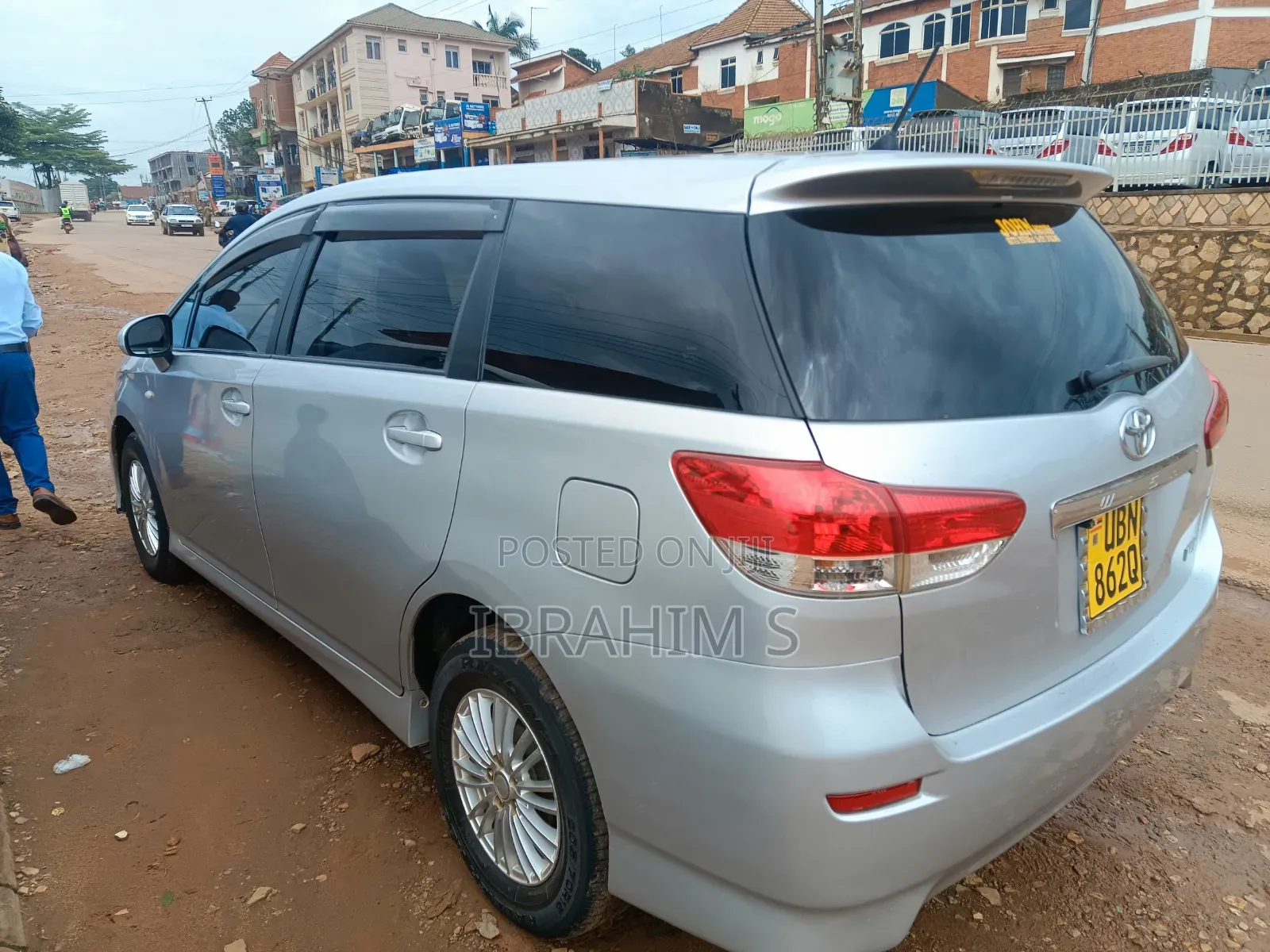 Toyota Wish 2012 Silver