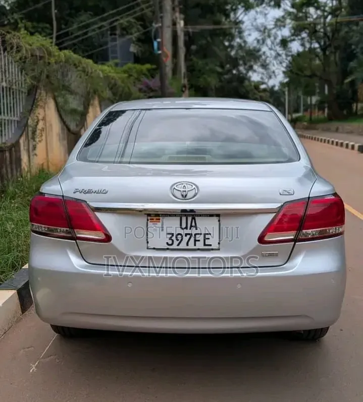 Toyota Premio 1.8 AWD 2016 Silver