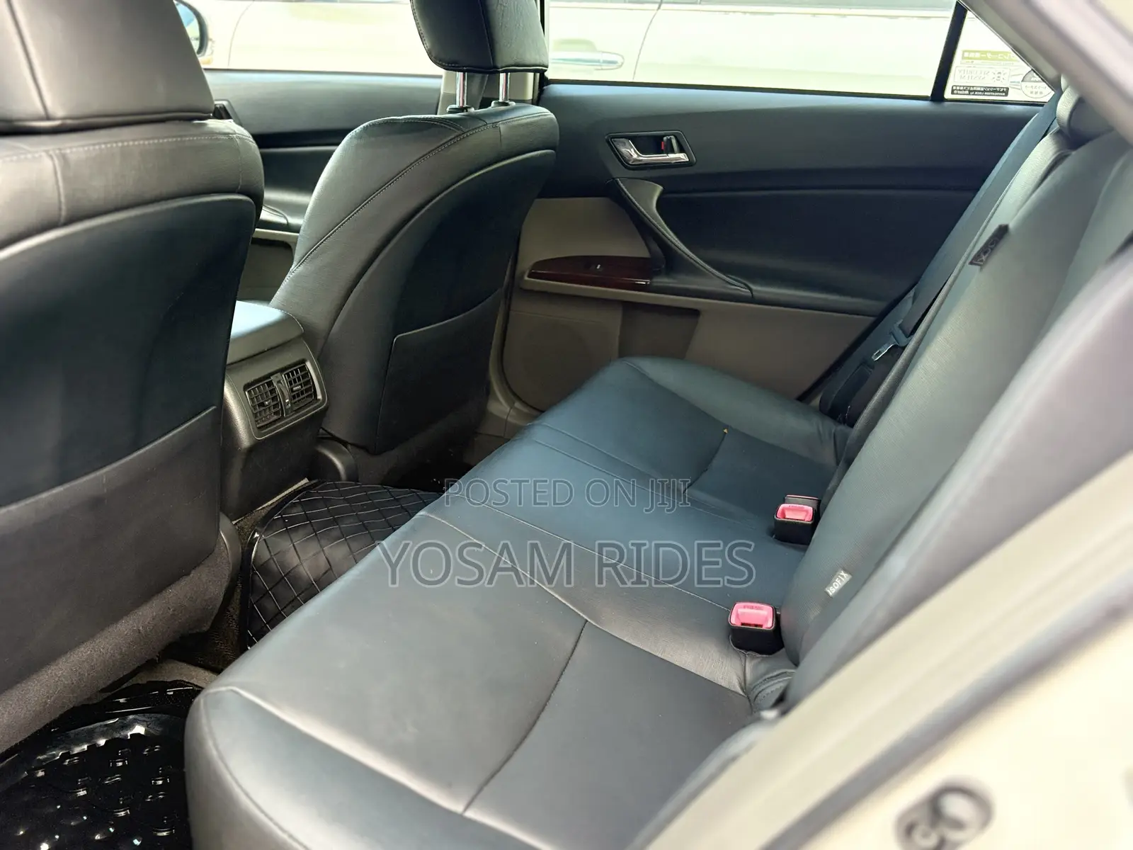 Toyota Mark X 2.5 RWD 2011